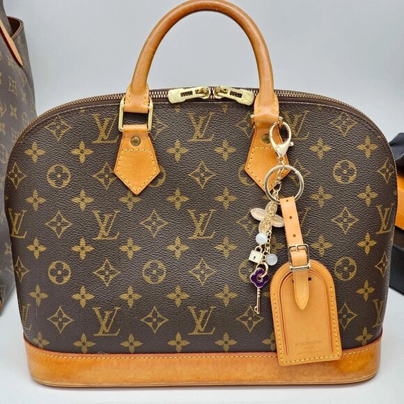 Authentic Louis Vuitton Luggage Tag with Unbranded Keycharm, Keychain - Picture 3 of 9